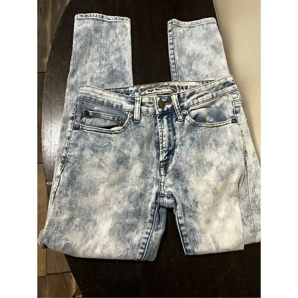 American eagle acid wash slim taper jeans size 28/30